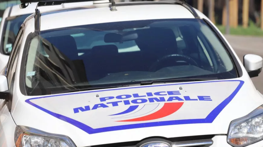 Près de Lyon : la police l’arrête pour un joint et met au jour un trafic de drogue