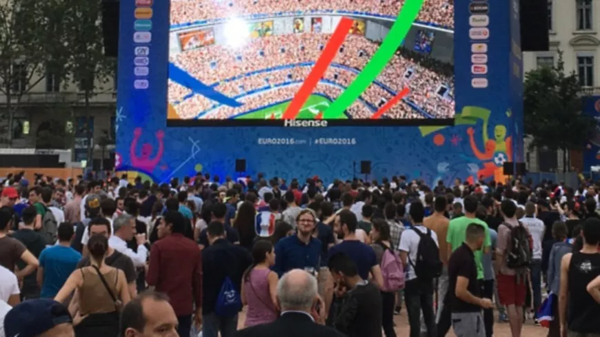 Ecran géant pour OL-PSG : Lyon renonce, cette ville prépare sa fan zone