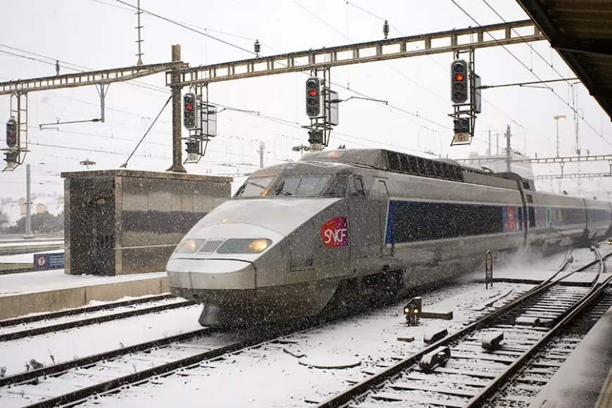 La neige perturbe également la SNCF