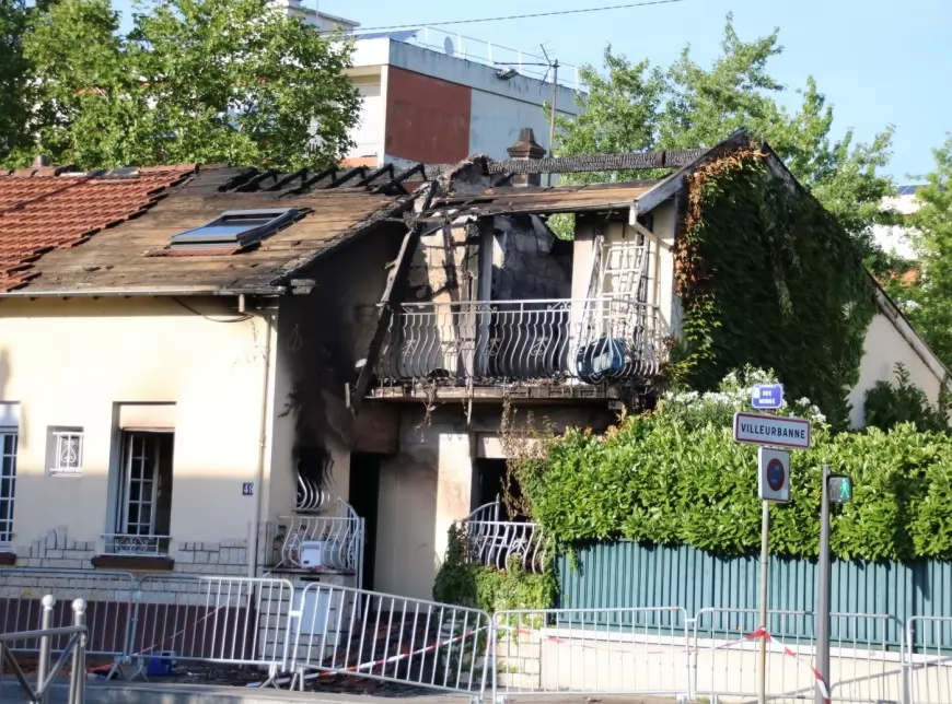 Une maison prend feu à Villeurbanne
