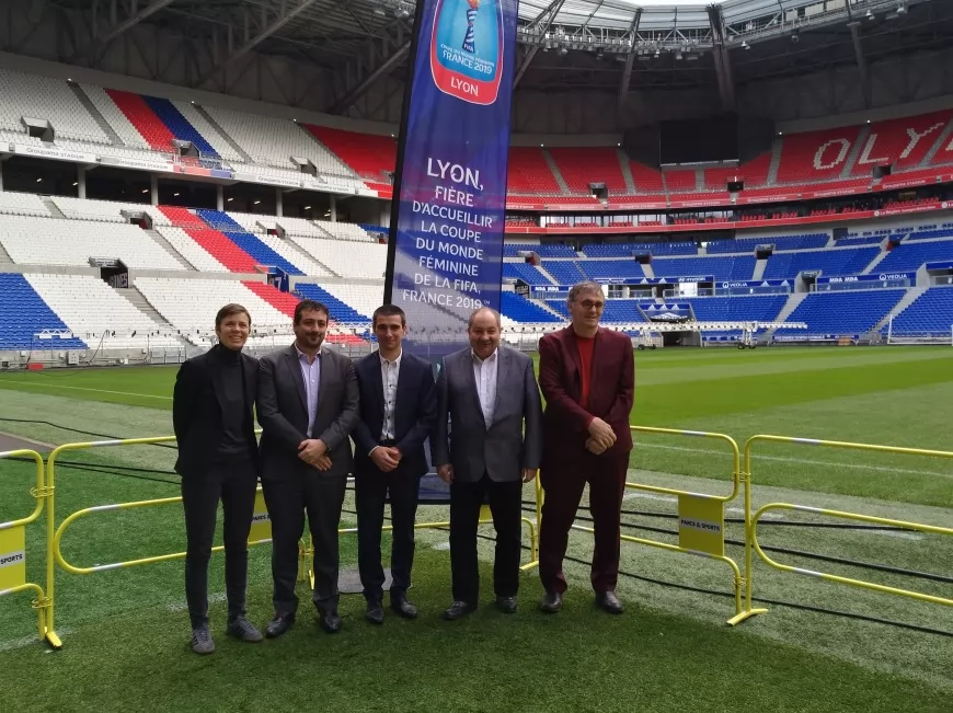 Coupe du monde de football féminin : une délégation de la FIFA en visite à Lyon pour une inspection du stade