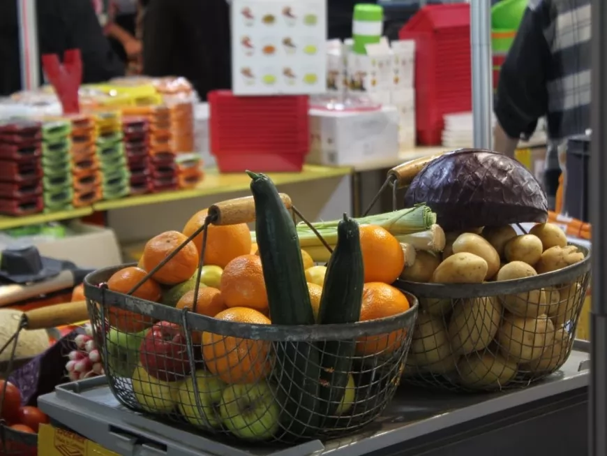 Lyon : un marché des gueules cassées pour promouvoir les légumes moches