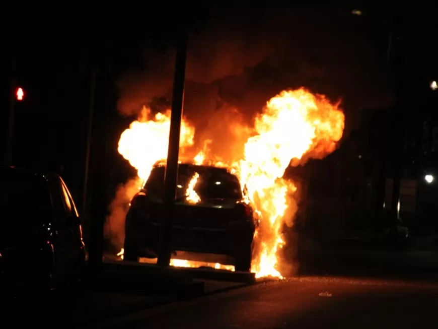 Vénissieux : blessé en incendiant une voiture