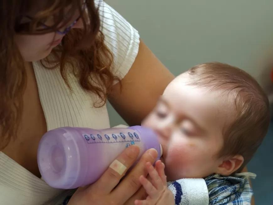 Villeurbanne : la nourrice fracture le tibia d'un bébé