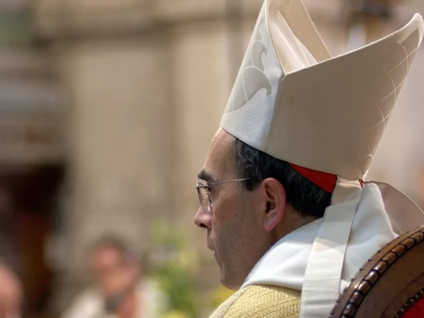 Pétition pour la démission de Mgr Barbarin : "Certains médias commencent ainsi à créer une atmosphère de culpabilité" selon le pape François