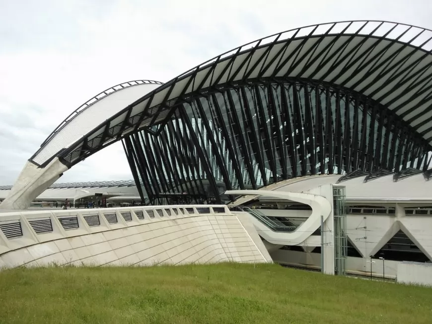 Vinci obligé de s'engager à plus de transparence dans le dossier Aéroports de Lyon