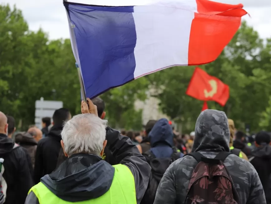 Lyon : environ 600 Gilets Jaunes se sont retrouvés à l’occasion des deux ans du mouvement