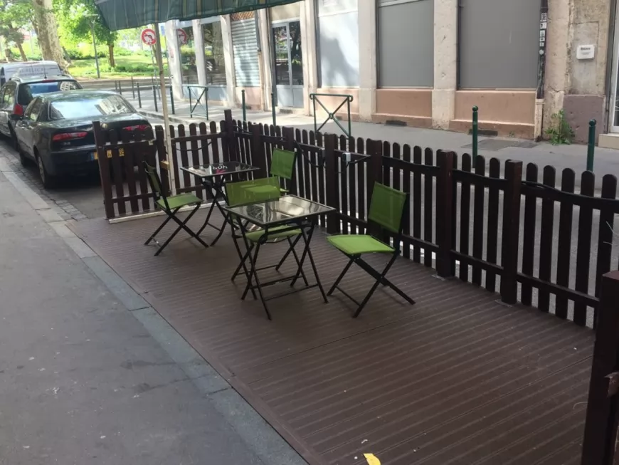 Lyon : la Ville prolonge les terrasses des restaurants jusqu'au printemps (mais sans chauffage)