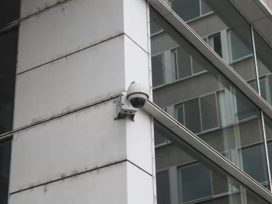 Villeurbanne : des caméras de vidéosurveillance attaquées par les petites mains des dealers
