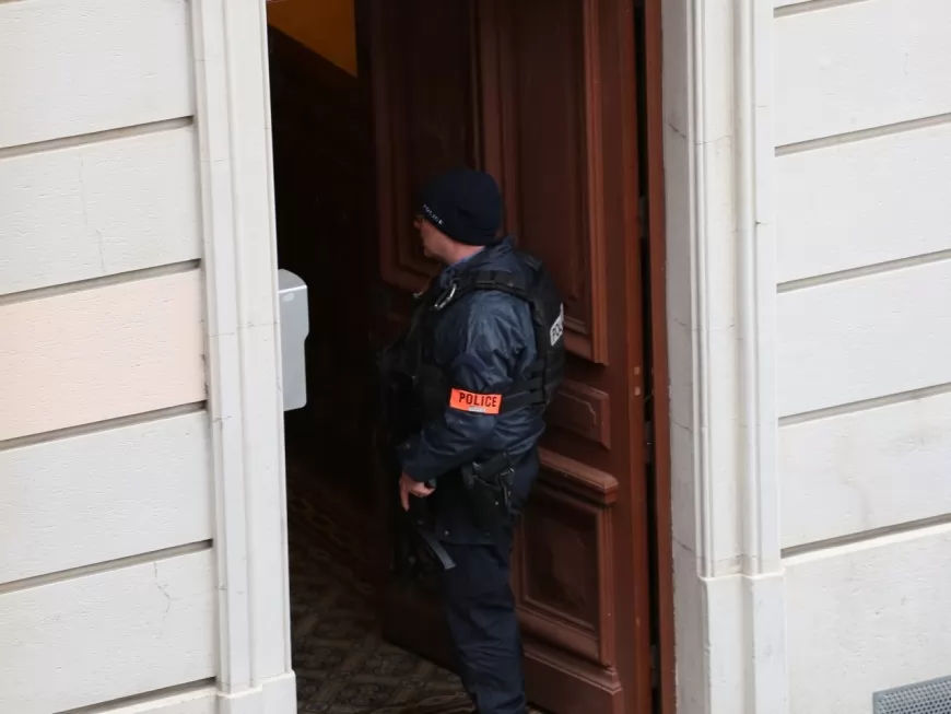 Tueur en burqa : la police judiciaire de Toulouse enquête à Lyon