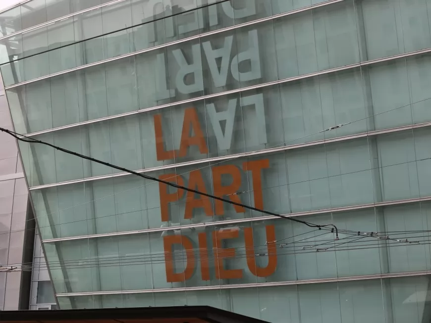 Lyon : report de la réouverture du centre-commercial de la Part-Dieu