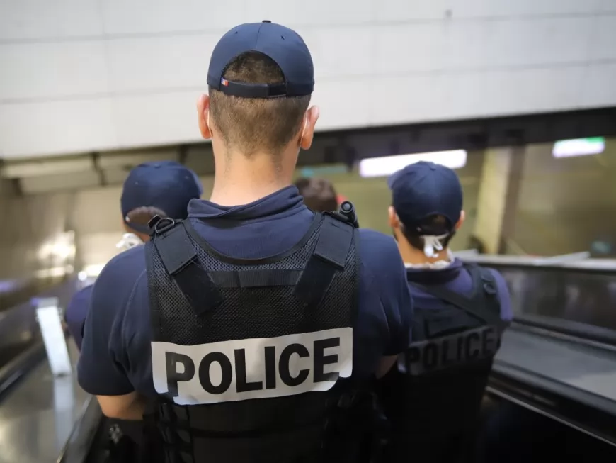Ins&eacute;curit&eacute; &agrave; Lyon : G&eacute;rald Darmanin annonce le renfort de 300 policiers sur 3 ans