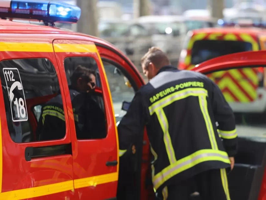 Un violent incendie se déclenche dans une maison près de Lyon