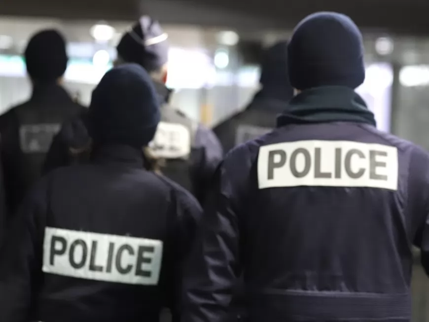 Lyon : il vole une dame âgée puis frappe un policier de la BAC