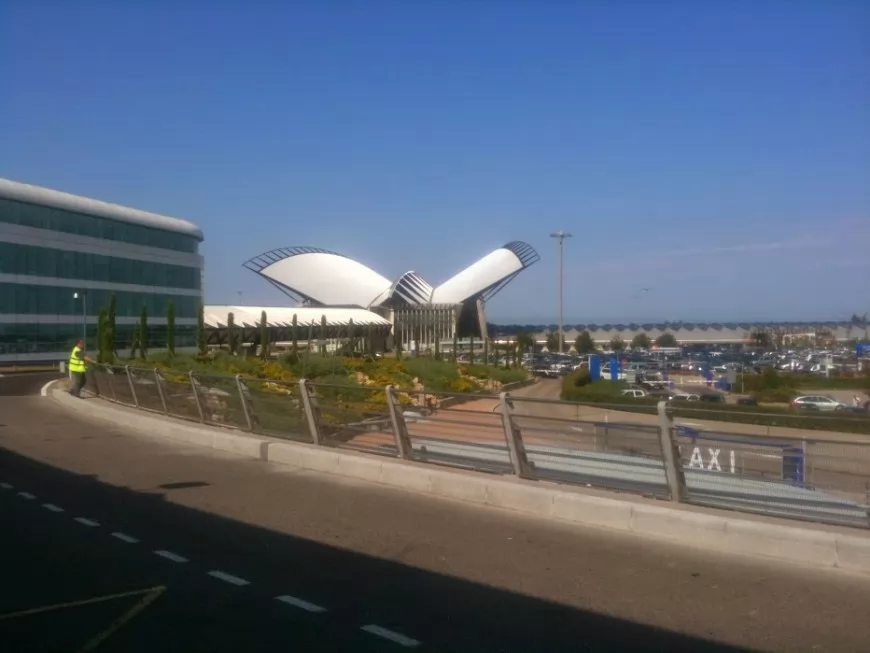 L'aéroport Saint-Exupéry s'associe à Google Street View