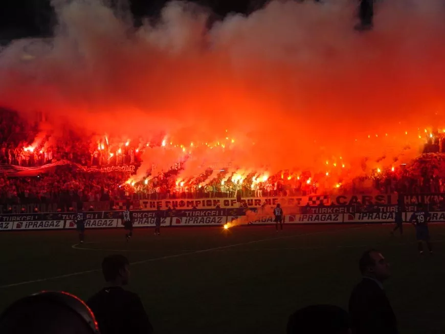 Ligue Europa : 15 000 supporters turcs du Besiktas au Parc OL