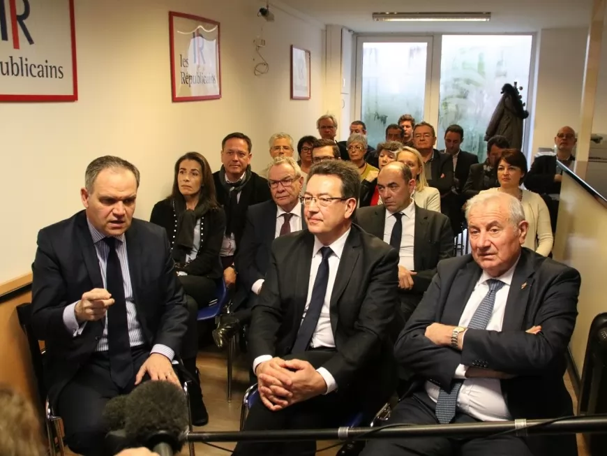 Rhône : les élus LR appellent à "faire bloc" derrière François Fillon