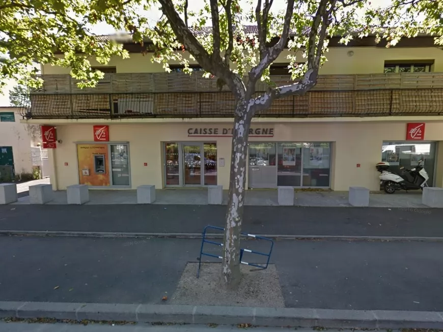 Près de Lyon, une banque ferme à cause de voisins sournois