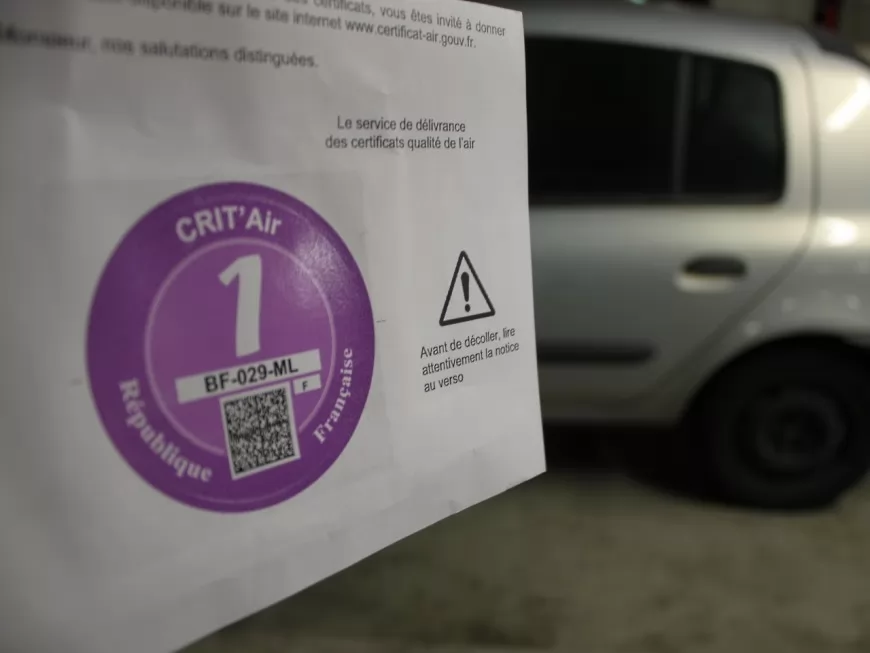 La vignette Crit'Air désormais obligatoire en cas de pic de pollution à Lyon