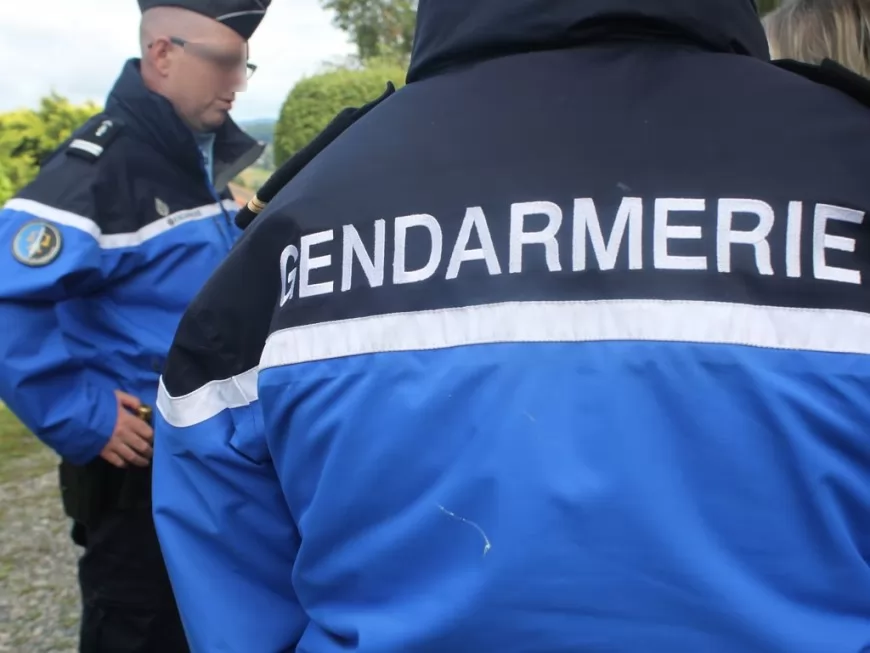 Près de Lyon : quatre mineurs font exploser une bombe aérosol devant une gendarmerie