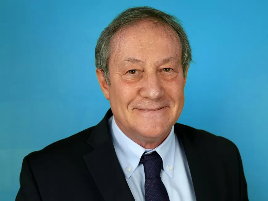 Gilbert-Luc Devinaz, sénateur PS du Rhône : "Tout le monde n'a pas déserté la fédération du Rhône"