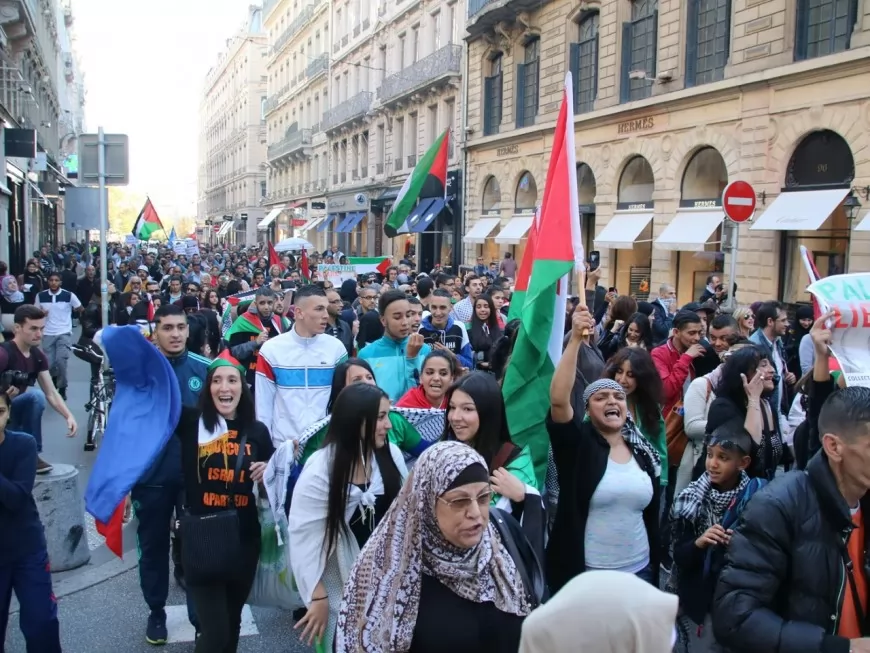 Lyon : 300 personnes ont soutenu la Palestine ce samedi lors d'une manifestation