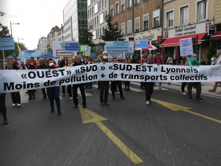 Transports : habitants du sud et de l’ouest, ils défilent à Lyon pour ne pas être oubliés