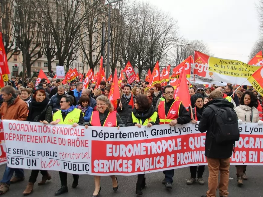 Lyon : plus de 2000 membres de la fonction publique dans la rue