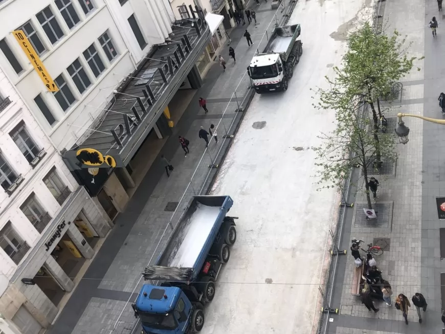 Lyon : une nouvelle chaussée rue de la Ré