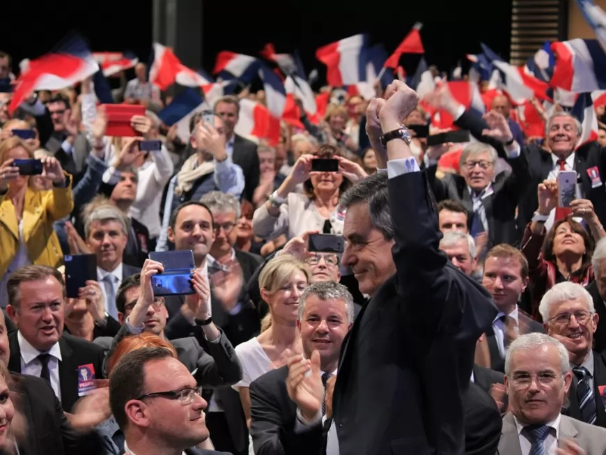 Présidentielle : un meeting offensif et de droite pour François Fillon à Eurexpo