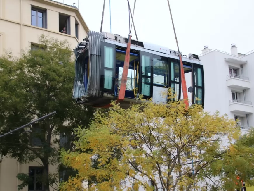Un tramway déraille à Lyon : les rames évacuées