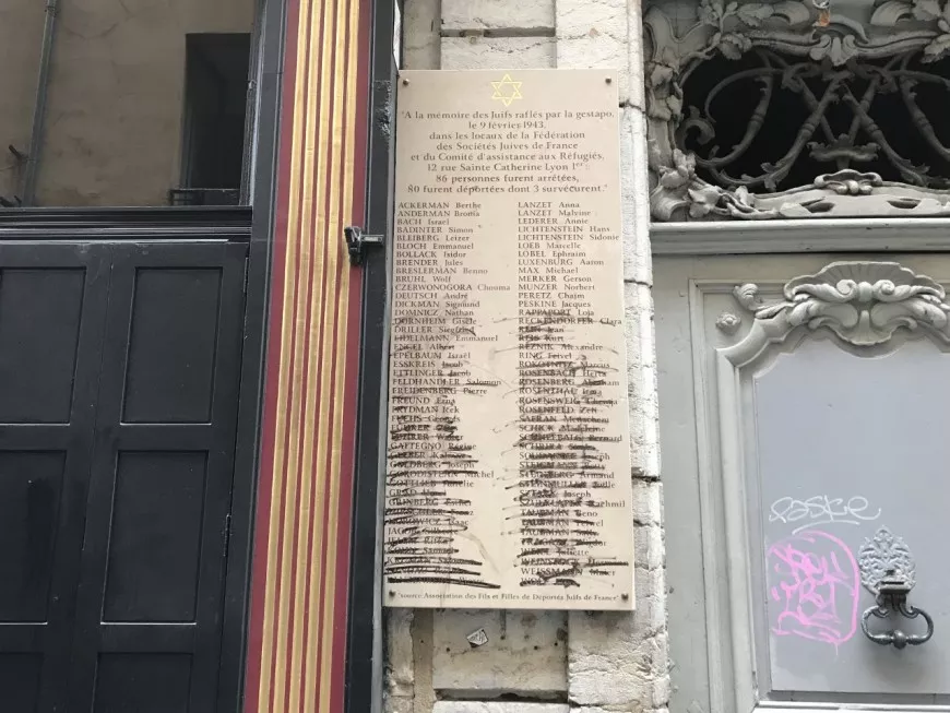 Lyon : la plaque de la rafle de la rue Sainte-Catherine dégradée
