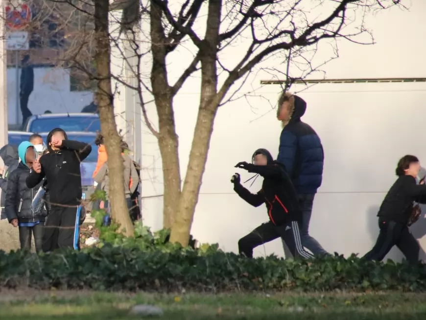 Vénissieux : quatre jeunes présentés au parquet après les incidents en marge du tournage du clip d’Elams