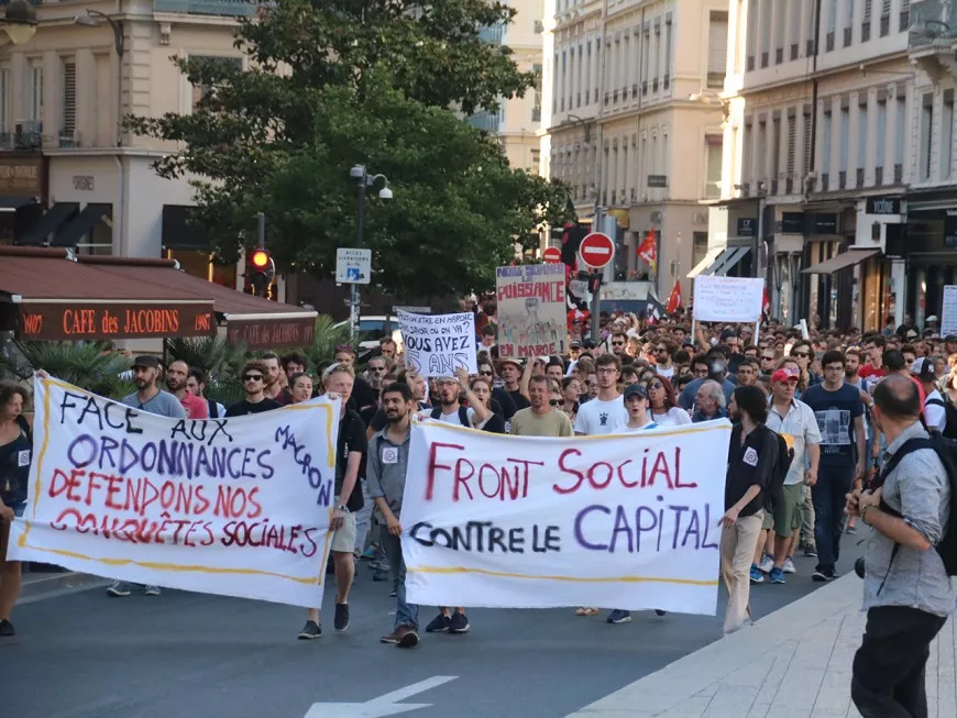 Ordonnances Macron : plus de 500 manifestants à Lyon