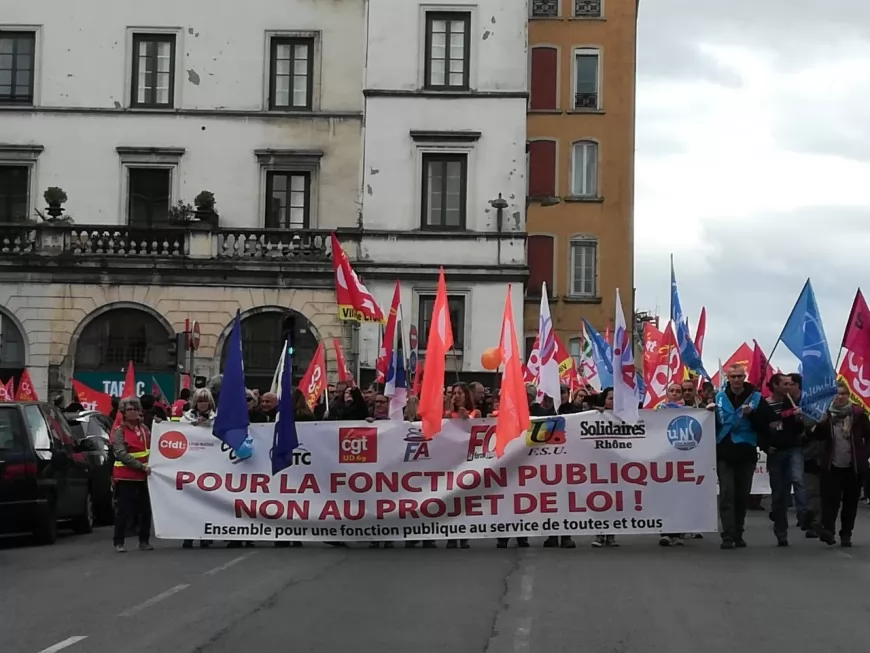 Lyon : entre 3 500 et 5 000 fonctionnaires dans la rue