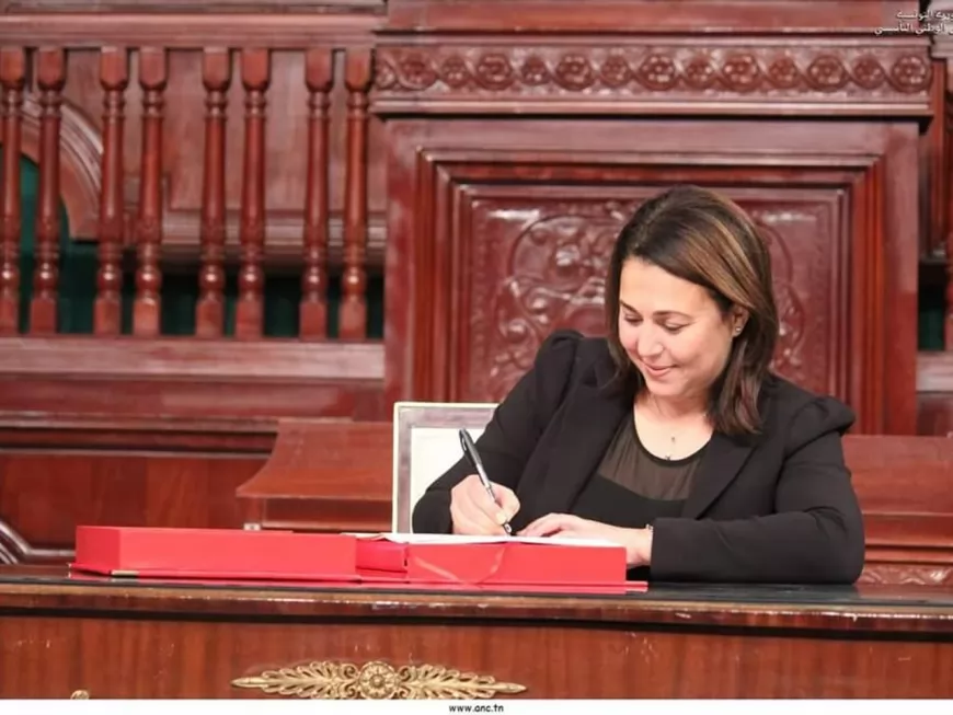 Karima Souid relaxée après ses propos publiés sur Facebook dénigrant le commissariat de Vénissieux