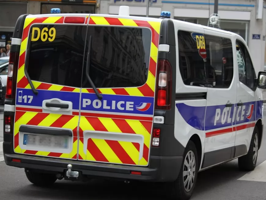 Lyon : le SDF se faisait passer pour un faux policier
