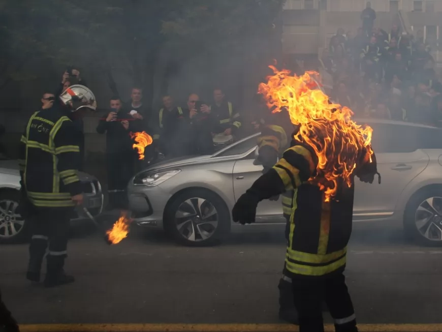 Lyon : 500 pompiers mobilisés pour réclamer davantage de moyens
