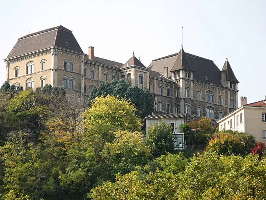 Deux collèges de la Métropole de Lyon classés parmi les plus beaux établissements de France