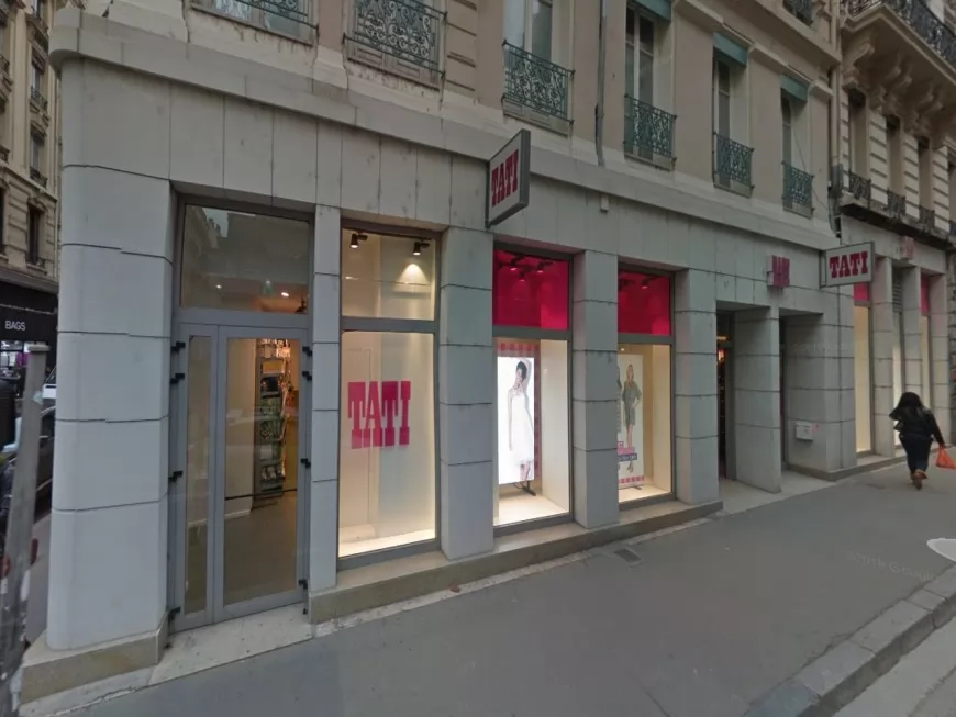 Lyon : Tati ferme boutique