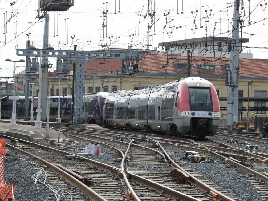 Gr&egrave;ve &agrave; la SNCF : 1 TER sur 2 samedi, de plus grosses perturbations attendues dimanche et lundi