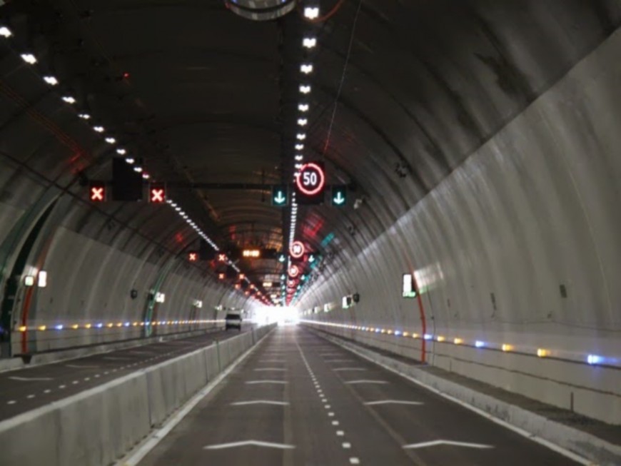 La pollution aux abords du tunnel de la Croix-Rousse sup&eacute;rieure &agrave; la norme r&eacute;glementaire