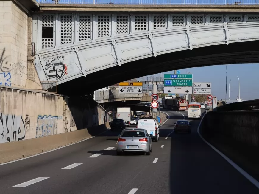 Confinement : la pollution automobile en baisse de 63% à Lyon