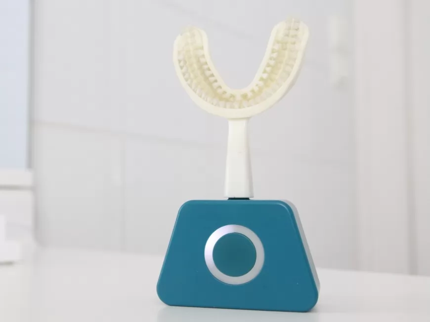 Des Lyonnais lancent la brosse à dents efficace en 10 secondes !