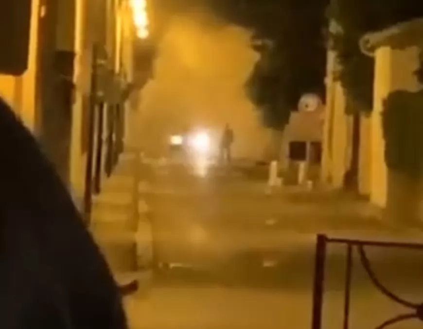 Près de Lyon : l’élu tente de faire cesser un rodéo, il est percuté par une voiture - VIDEO