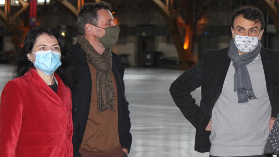 Radio Nova : quand le maire de Lyon offre 25 000 euros au joujou du milliardaire Matthieu Pigasse