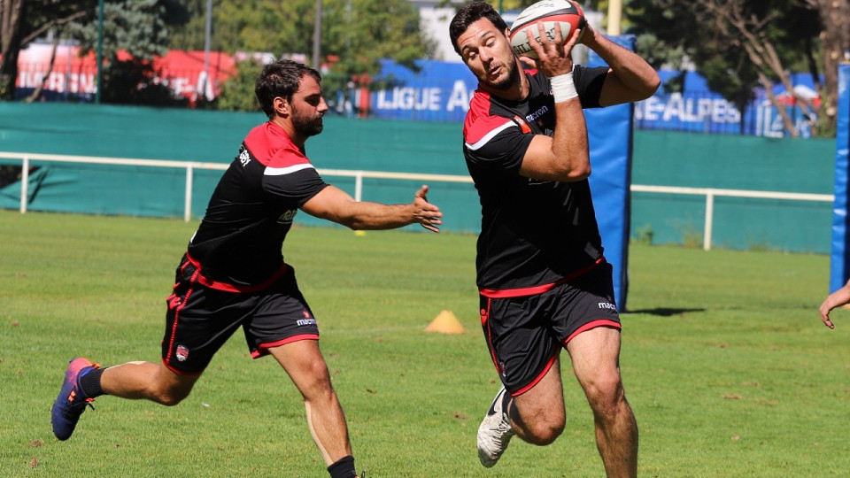 Top 14 : le LOU Rugby va sur la pelouse du Racing 92 "avec les crocs et pour gagner"