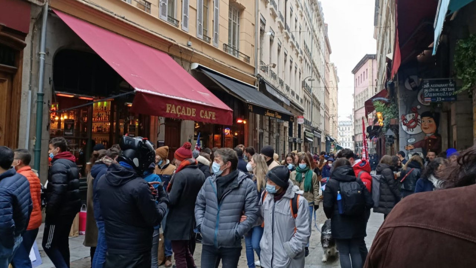 Rassemblements rue Mercière : la consommation d'alcool sur la voie publique interdite samedi à Lyon