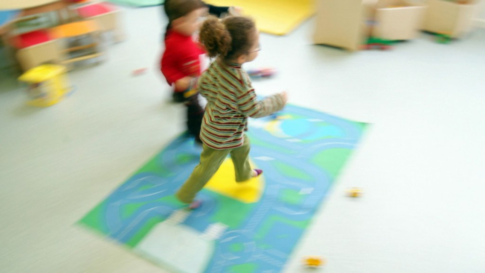 "Pas de bébé à la consigne !" : une grève massive dans les crèches de Lyon ce mardi