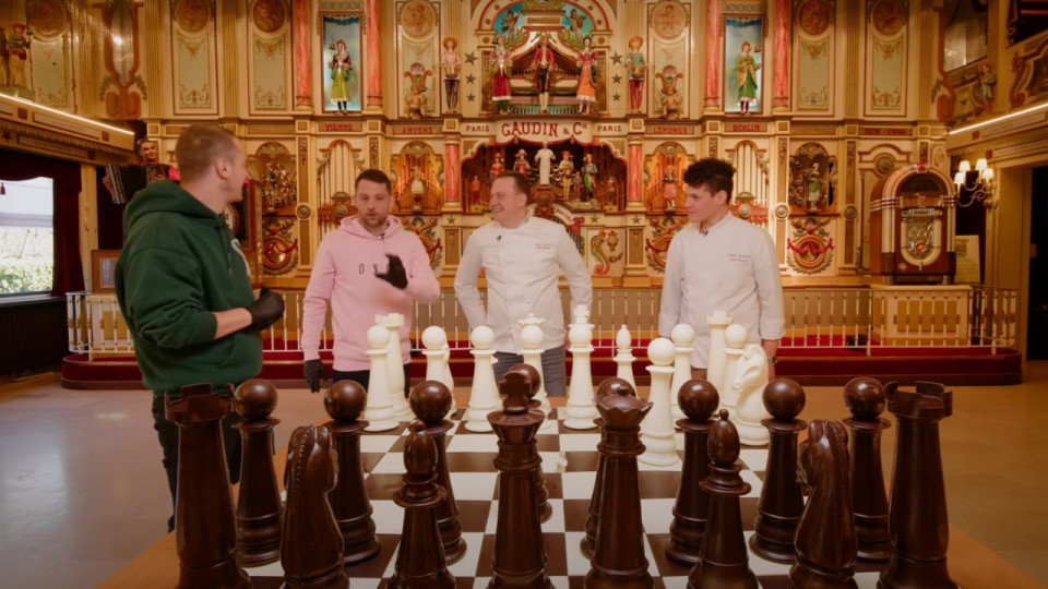 Le pâtissier lyonnais Benoît Charvet fait vivre un dimanche de Pâques d’exception à deux youtubeurs